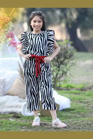 Cutiekins Girls Printed Capri Jumpsuit With Ruffles