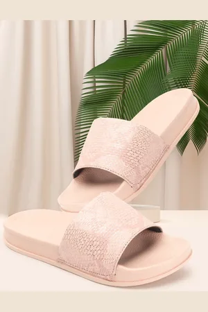 COLO Women Textured Sliders