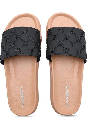 CASSIEY Women Textured Sliders