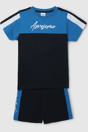 Max Collection Boys Colourblocked Mid Rise Cotton Sports Shorts