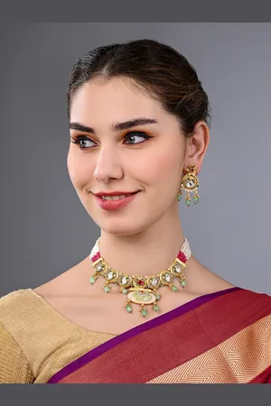 Asmitta Jewellery Gold-Plated Kundan Studded & Beads Beaded Necklace With Earrings