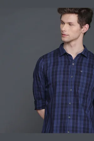 WROGN Men Blue & Black Slim Fit Checked Casual Shirt