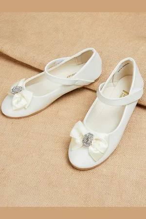 Lifestyle Girls Bow Detailed Round Toe Ballerinas