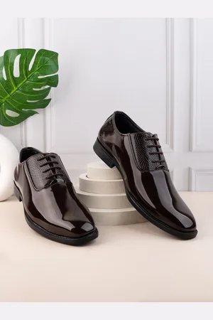 Styli Men Almond Toe Lace Up Formal Shoes