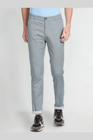 Arrow Men Skinny Fit Plain Flat-Front Low-Rise Chinos