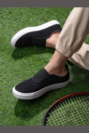 Styli Men Eric Boardwalk Canvas Slip On Shoes with Gusset Detail