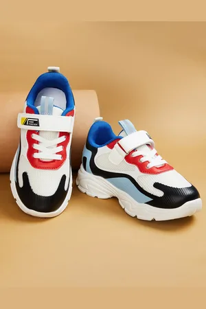 Lifestyle Boys Colourblocked Sneakers
