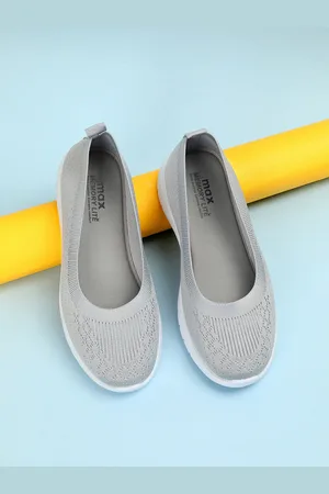 Max Collection Women Textured Slip-On Sneakers
