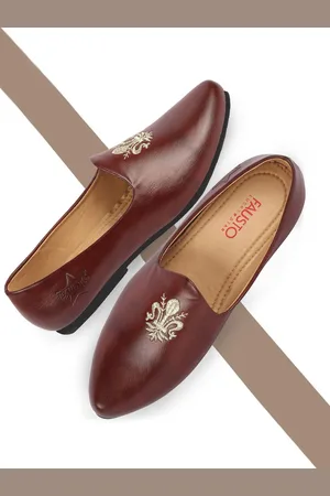 FAUSTO Men Embroidered Slip-On Lightweight Mojaris