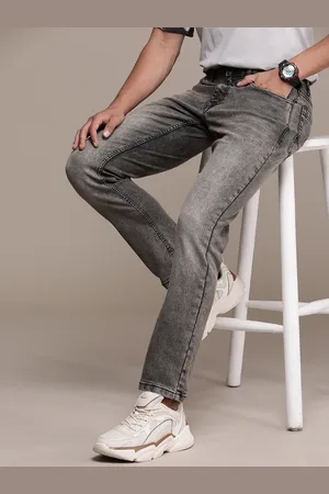 WROGN Men Straight Fit Heavy Fade Stretchable Jeans