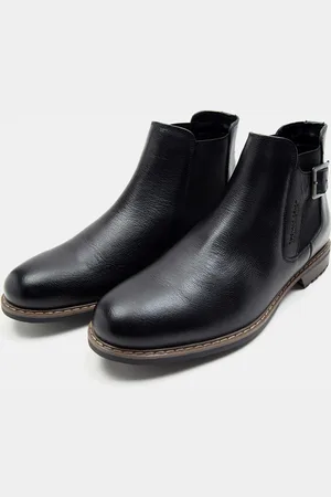 Thomas Crick Men Textured Leather Chelsea Boots