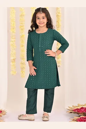 Vastramay Girls Embroidered Thread Work Straight Kurta with Trouser