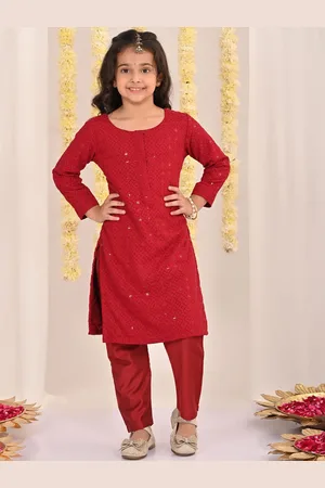 Vastramay Girls Embroidered Thread Work Straight Kurta with Trouser