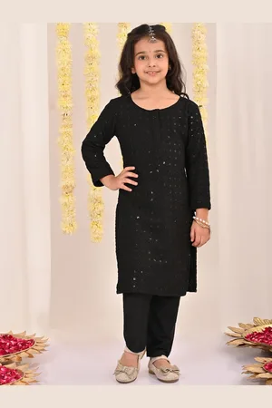 Vastramay Girls Embroidered Thread Work Straight Kurta with Trouser