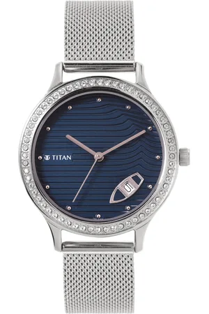 Titan Women Embellished Dial & Stainless Steel Bracelet Style Analogue Watch 2634SM02