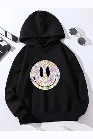 Stylecast Girls Black Graphic Printed Hooded Sweatshirt
