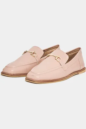 Styli Buckle Detail Round Toe Formal Moccasins