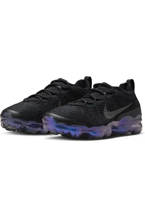 Nike Women Air VaporMax 2023 Flyknit Sneakers