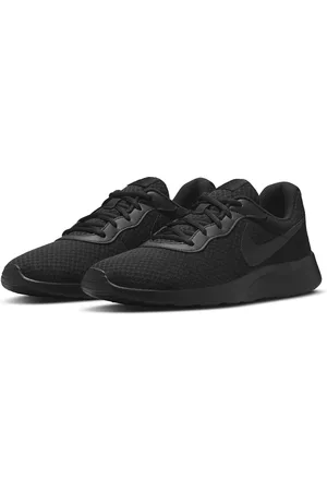 Nike Men Tanjun Sneakers