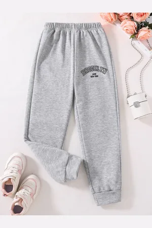 Stylecast Girls Grey Original Typography Printed Mid Rise Joggers