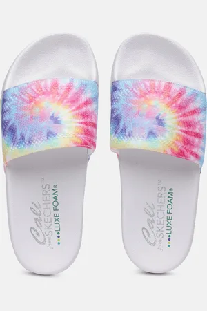 Skechers Women Printed Pop Ups Sandy Livin