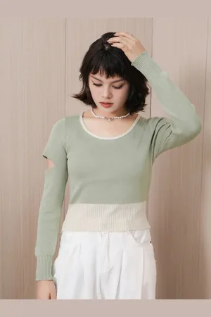 Stylecast Girls Green Colourblocked Cut Out Detail Crop Top