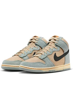 Nike Men Dunk High Retro SE Sneakers