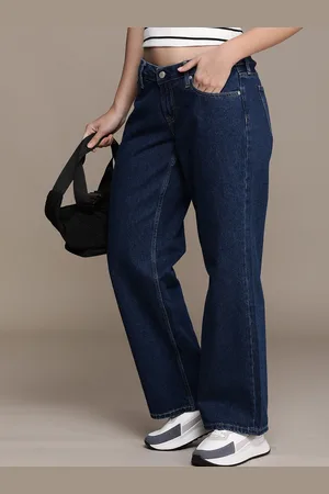 Calvin Klein Women Pure Cotton Baggy Low-Rise Light Fade Jeans