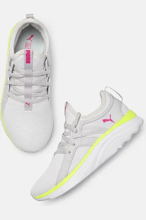 PUMA Girls SOFT Sophia Running Shoes