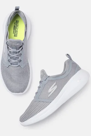 Skechers Women Textured Go Run Fast Regular Running Shoes