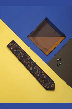 Louis Philippe Men Accessory Gift Set