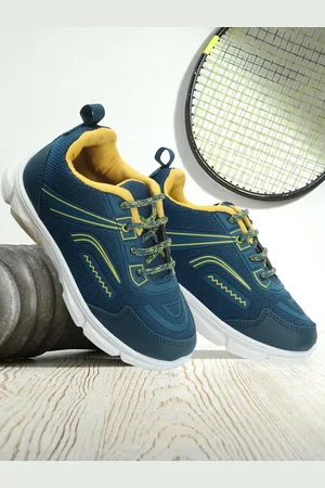YK Boys Round Toe Lightweight Lace Up Mesh Sneakers