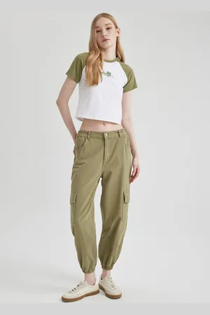 DeFacto Women Mid-Rise Coloured Shade Pure Cotton Cargo Joggers