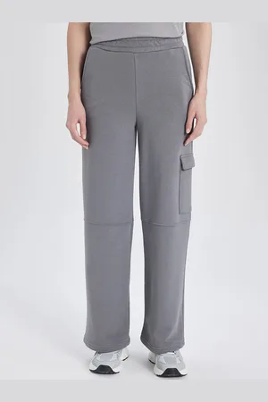 Buy Next One Women Loose Fit High Rise Easy Wash Parallel Trousers -  Trousers for Women 25243856 | Myntra