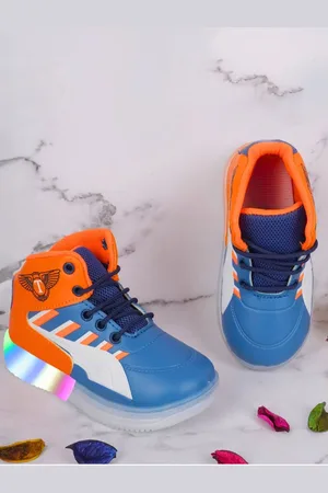 BAESD Kids Colourblocked Anti Skid LED Sneakers
