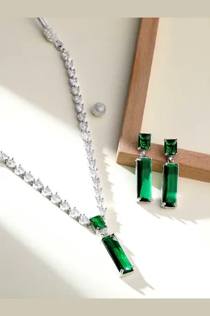 Asmitta Jewellery Silver-Plated Cubic Zirconia-Studded Necklace & Earrings