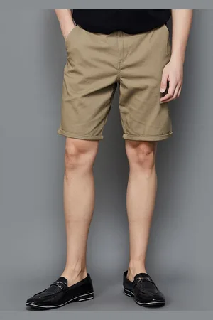 Lifestyle Men Mid-Rise Cargo Shorts