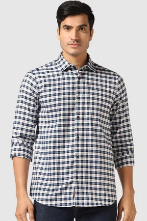 Blackberrys Shepherd Checks Spread Collar Chest Pocket Cotton Regular Fit Casual Shirt