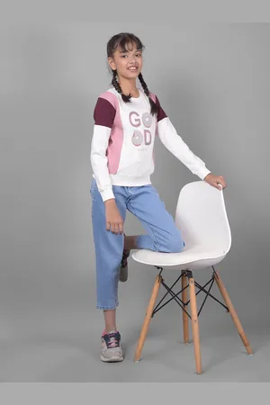 Crimsoune Club Girls Typography Printed long Sleeves Pullover