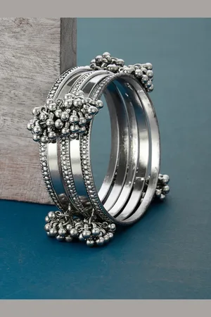 ATIBELLE Set Of 5 Silver-Plated German Silver Stone Studded Bangles