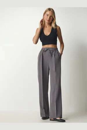 Happiness istanbul Women Mid-Rise Pleated Parallel Trousers