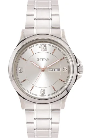 Titan Men Brass Stainless Steel Bracelet Style Analogue Watch 1870SM01
