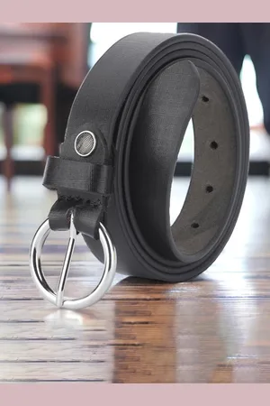 DressBerry Women lack Leather Formal Belt
