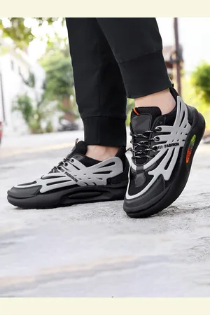 HERE&NOW Men Textured Lace-Up Running Shoes