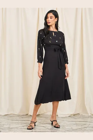 Styli Floral Embroidered Tie Up A-Line Midi Dress