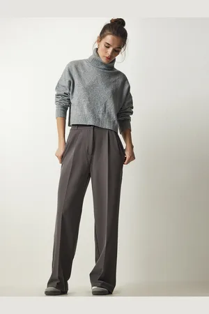 Happiness istanbul Women Mid-Rise Pleated Regular Trousers