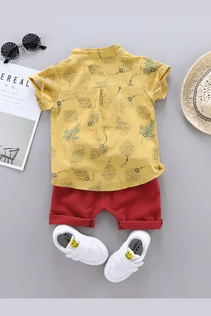 Stylecast Boys Yellow Graphic Printed Shirt with Shorts