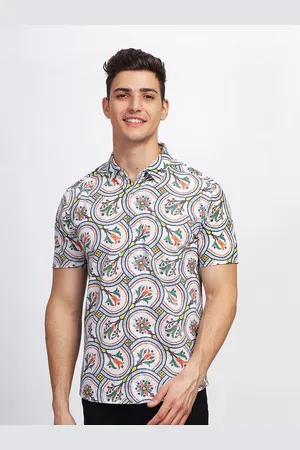 bullmer Straight Fit Abstract Printed Spread Collar Short Sleeves Casual Shirt