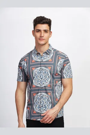 bullmer Straight Ethnic Motifs Printed Spread Collar Cotton Curved Casual Shirt