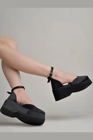Shoetopia Square Toe Platform Heels